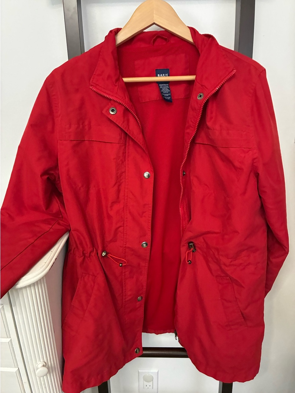 Women's Red Anorak Jacket - Drawstring Waist. Size medium.